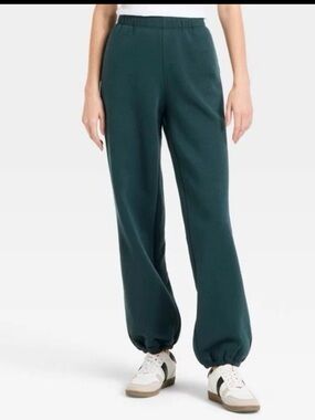 Joylab women’s mid rise jogger sweatpants pine green